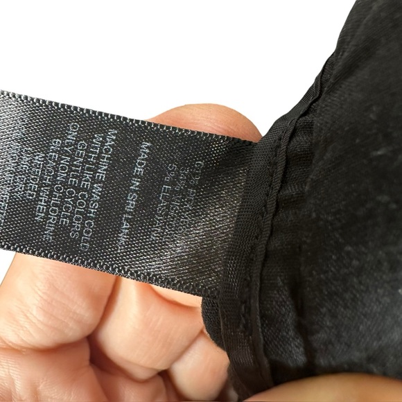 Express Women’s 6R Black Pants Career Office Minimalist Capsule Trouser Flare - Picture 13 of 15